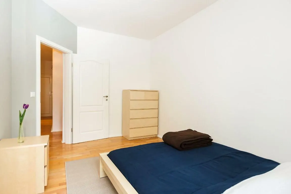 Cosy Flat In Trendy Sprengelkiez location